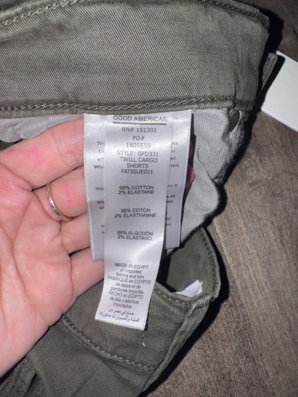 Good American Twill Cargo Shorts Olive Green NWT Sz 4/27 Utility Bermuda - Picture 5 of 10